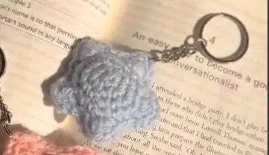 Crochet keychain(blue)