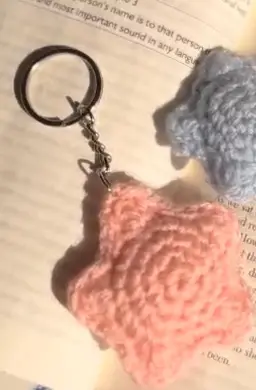 Crochet keychain(pink) 